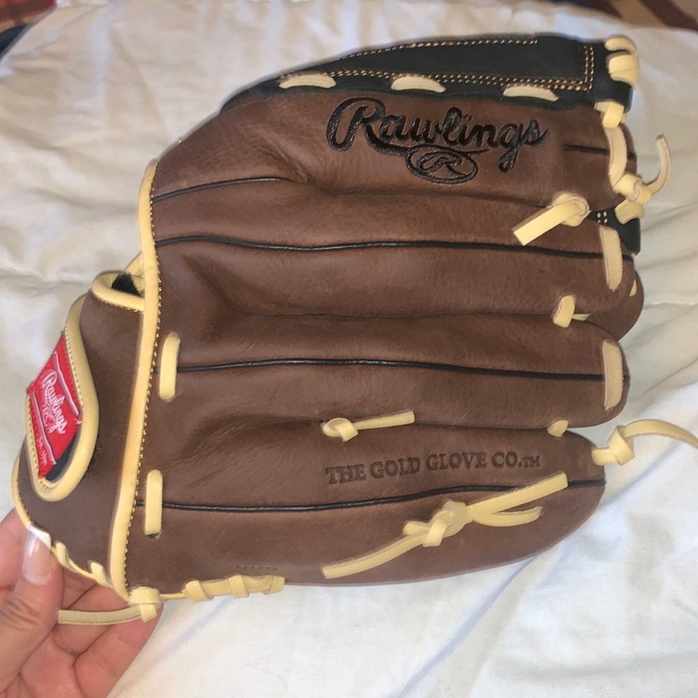 Rawlings Baseball Men Glove